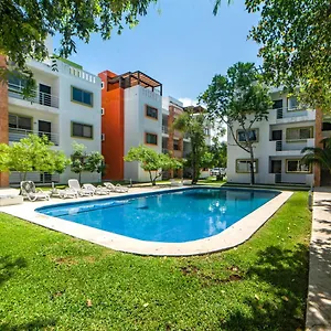 Airport With Pool And Security Apartamento