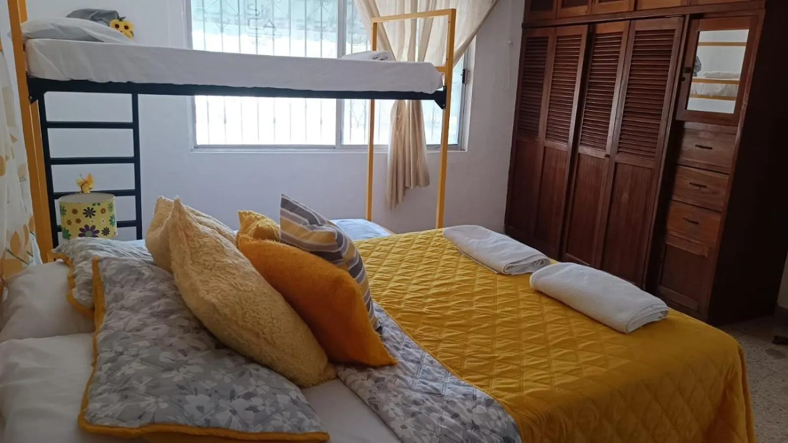 Habitación en casa particular Casa de renta Erizo 8, Cancún. Mercado 28